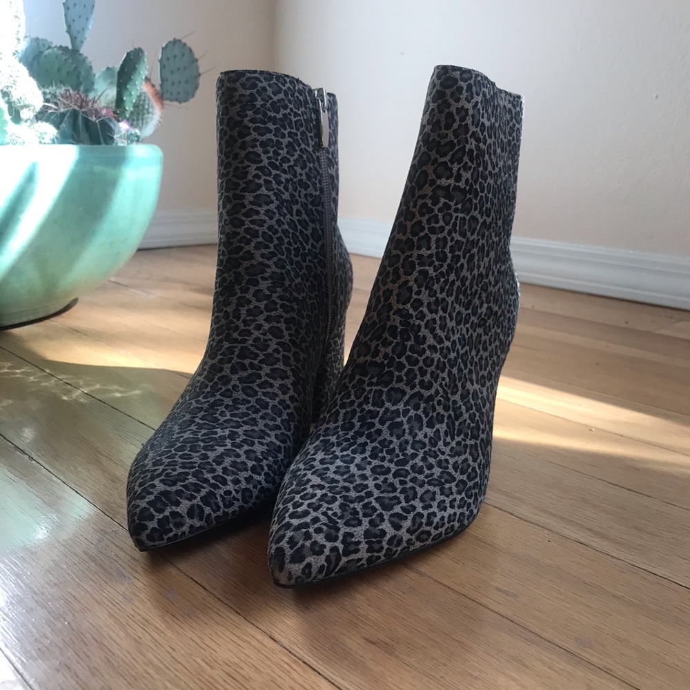 Steve Madden leopard print booties 🐆 NWT